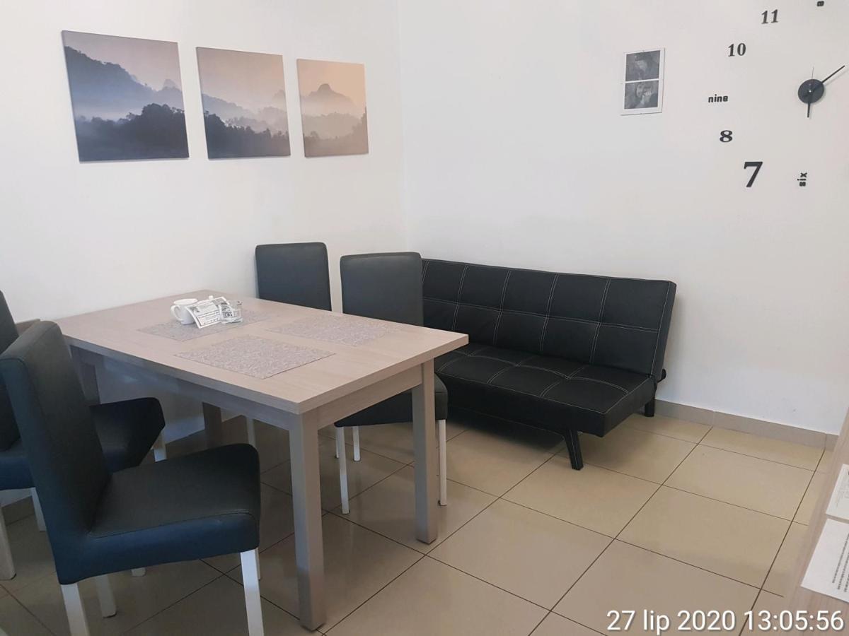 Apartament Rudy 102 Self Check-In 24H Apartment Битом Екстериор снимка